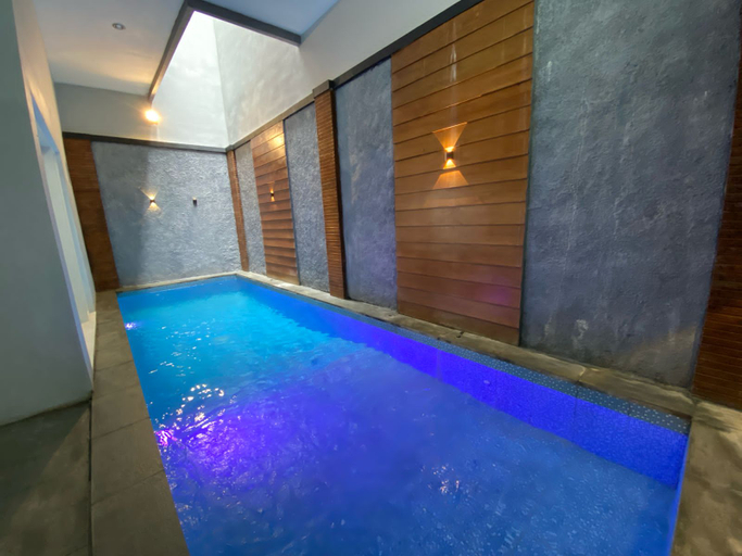 Sport & Beauty 2, Villa Kusuma Pinus M67, Malang