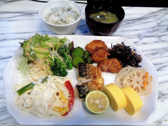 Food & Drinks 5, Toyoko Inn Tokushima Ekimae, Tokushima