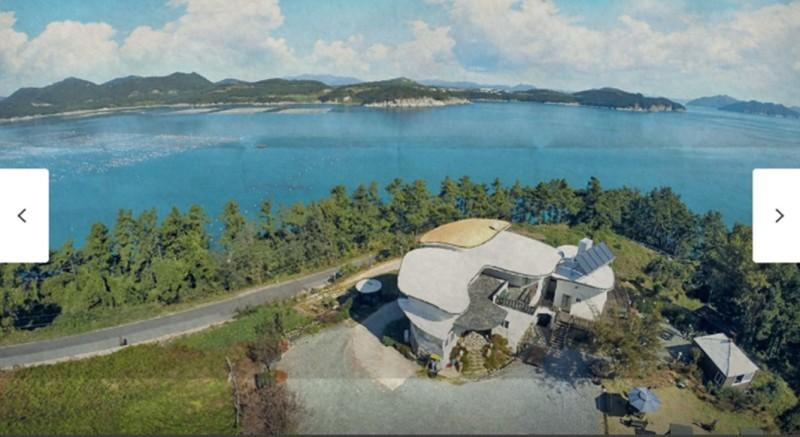 Others 1, Namhae Exclamation Point & Comma Pension, Namhae