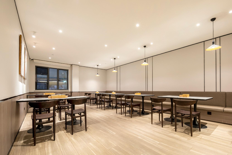 Food & Drinks 5, Hanting Hotel Wuhan Jiangxia Bridge Modern Industrial Park, Wuhan