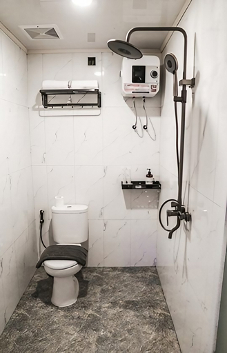 Bathroom, Kiyana Resort Dieng, Banjarnegara