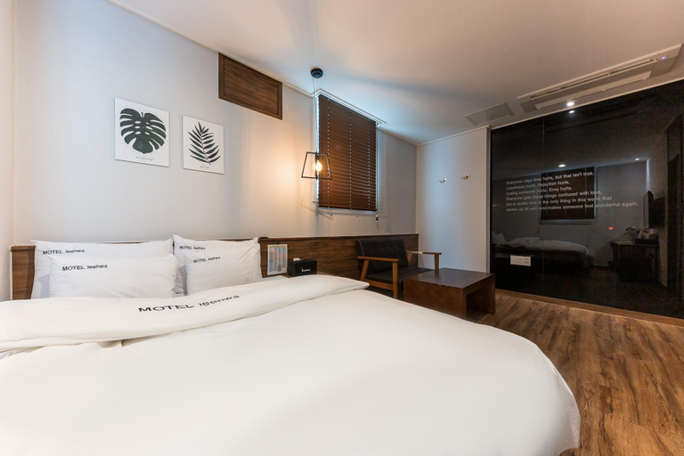 Bedroom 2, Changwon Masan Hapseongdong Ihwa, Masan