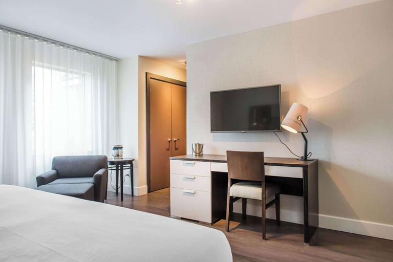 Bedroom 3, Les Suites Victoria, an Ascend Collection Hotel, Communauté-Urbaine-de-l'Outaouais