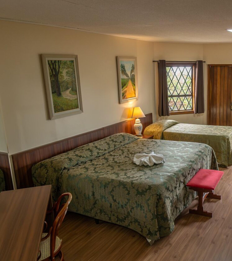 Bedroom 3, Hotel Castelo Nacional Inn Campos do Jordão, Campo Limpo Paulista