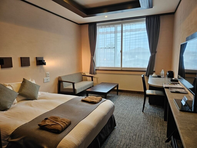 Bedroom 8