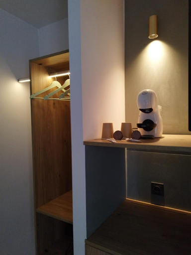 Others 4, Plaza Rooms, Murcia