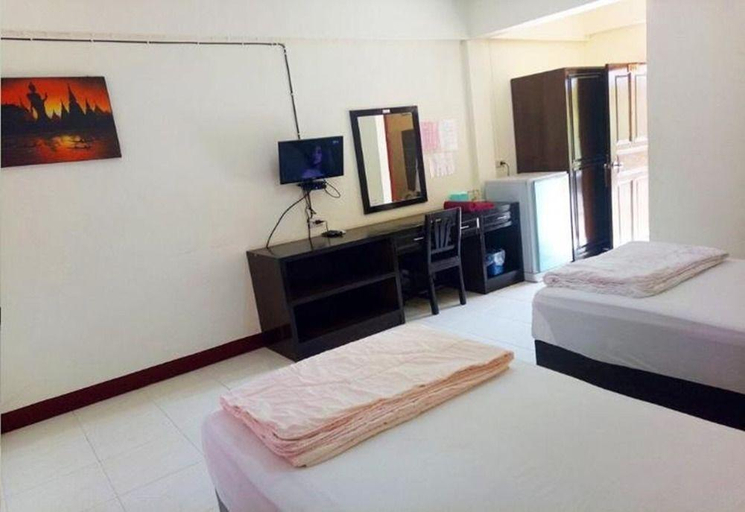 Bedroom 3, Amonruk Hotel 1, Muang Phrae