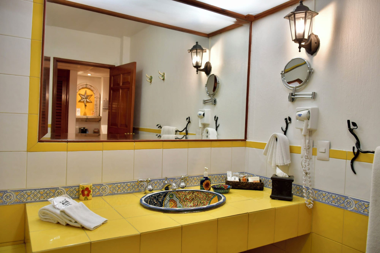 Bathroom 5, La Mansión del Sol, Zapopan