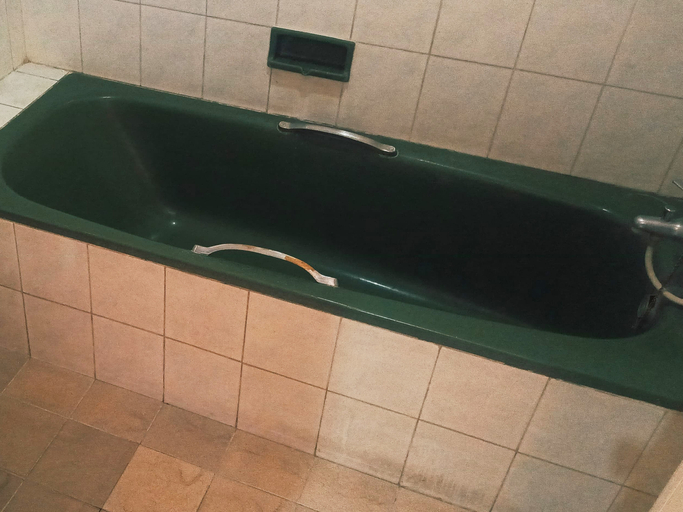 Bathroom 7