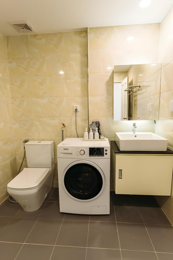 Bathroom 8