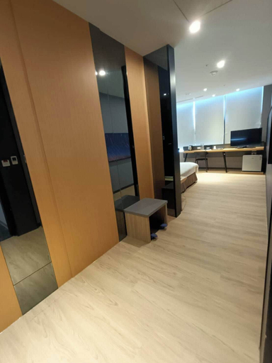 Others 5, Walker-Taoyuan, Taoyuan