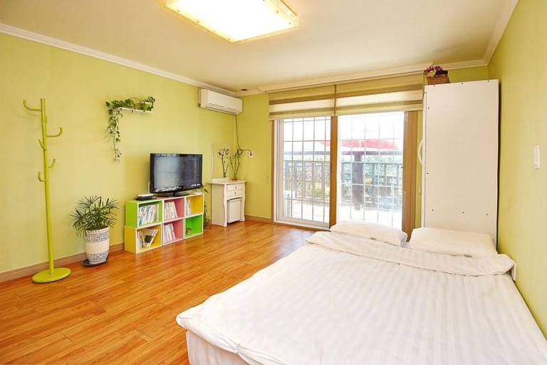 Bedroom, Geoje Flower Pension, Geoje