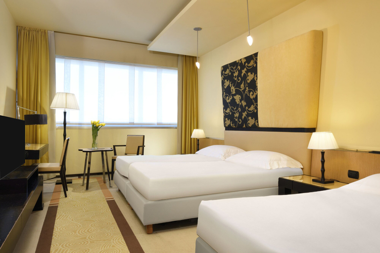 Bedroom 2, UNA Hotels Malpensa, Milano