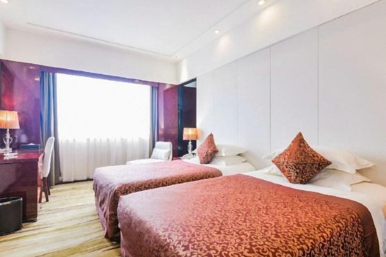 Bedroom 12