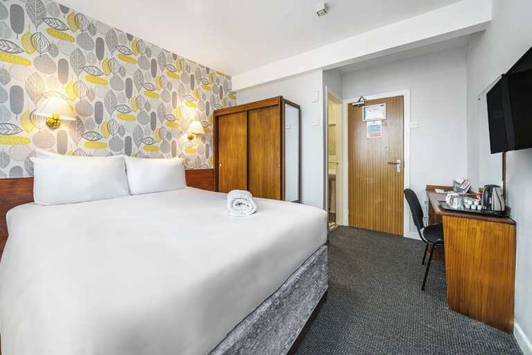 Bedroom 3, Bluewaters Hotel, Blackpool North Promenade, Blackpool