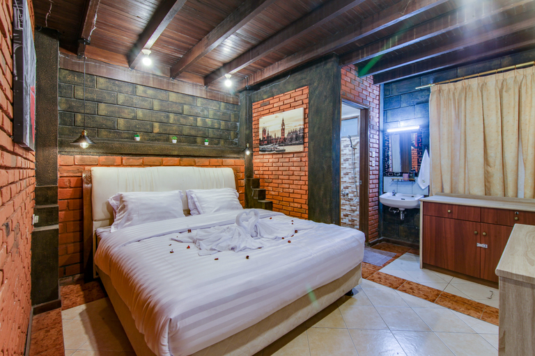 Bedroom 2, The Terrace by Kava Stay, Bandung