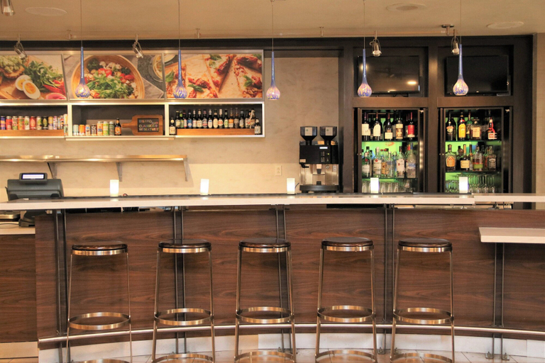Food & Drinks 5, Courtyard by Marriott Waterbury Downtown, New Haven