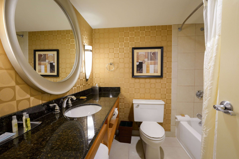 Bathroom 4, Wyndham Columbus, Franklin