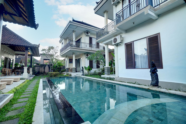 Swimming Pool 7