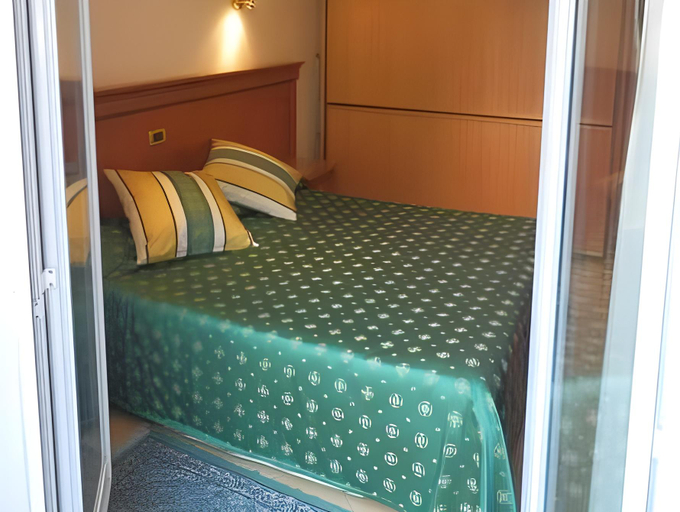 Bedroom 9