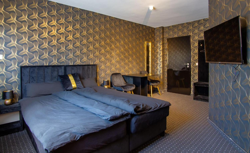 Others 2, Bed and Breakfast 33, Duisburg