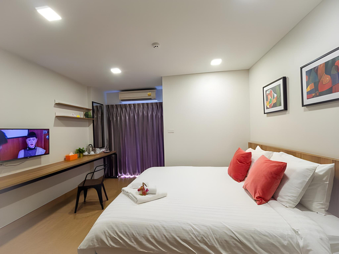 Bedroom 13