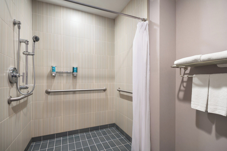 Bathroom 3, Aloft by Marriott Tempe, Maricopa
