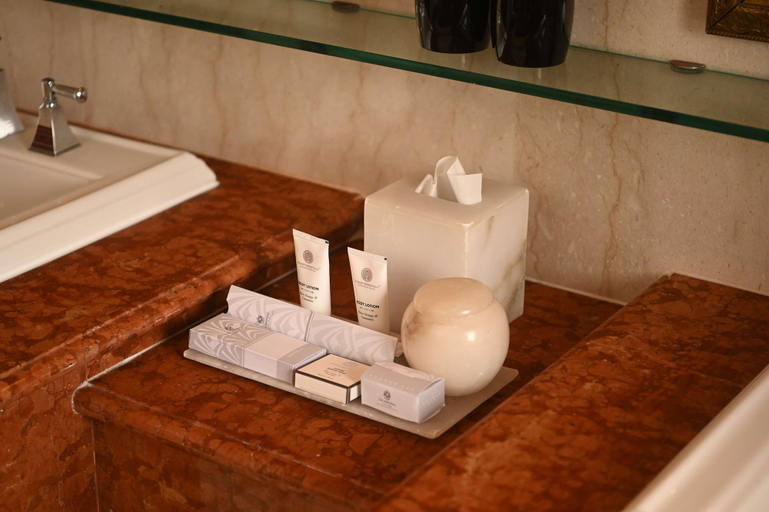 Amenities 9