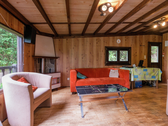 Others 5, Sympathic Chalet not far from La Roche en Ardennes, Luxembourg