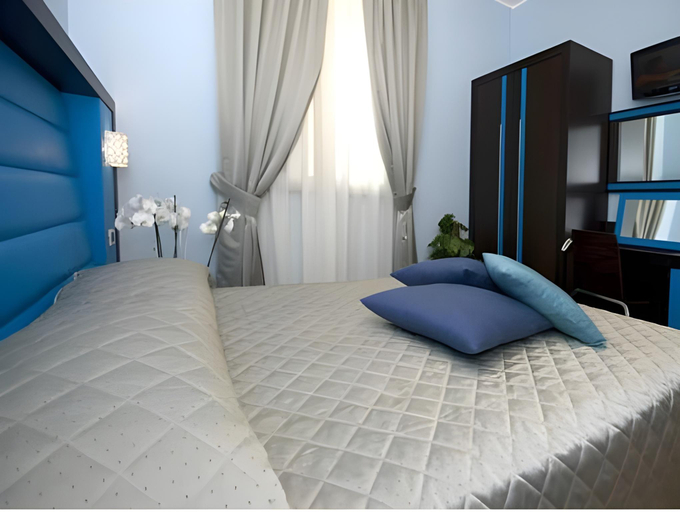 Bedroom 15