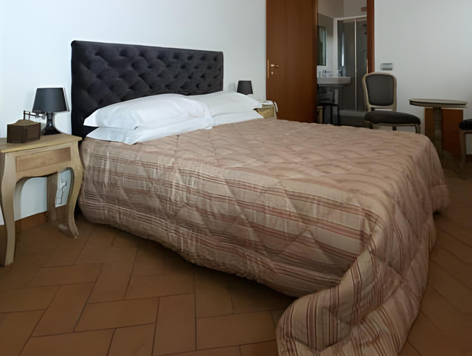 Bedroom 12