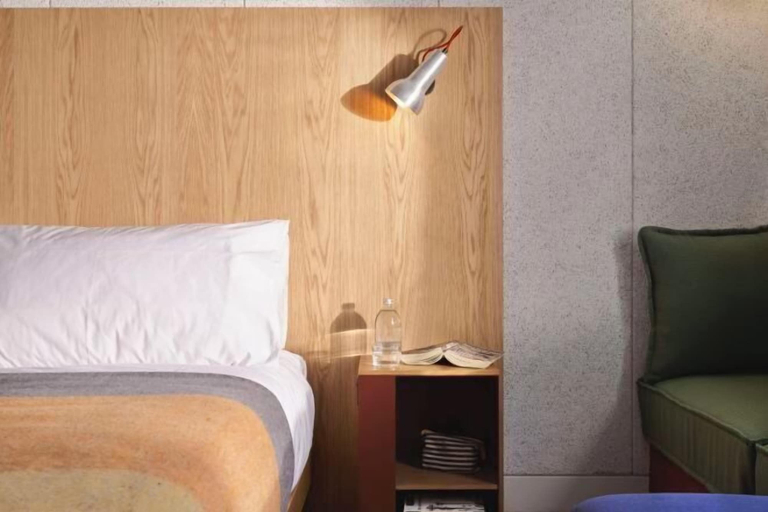Bedroom 26