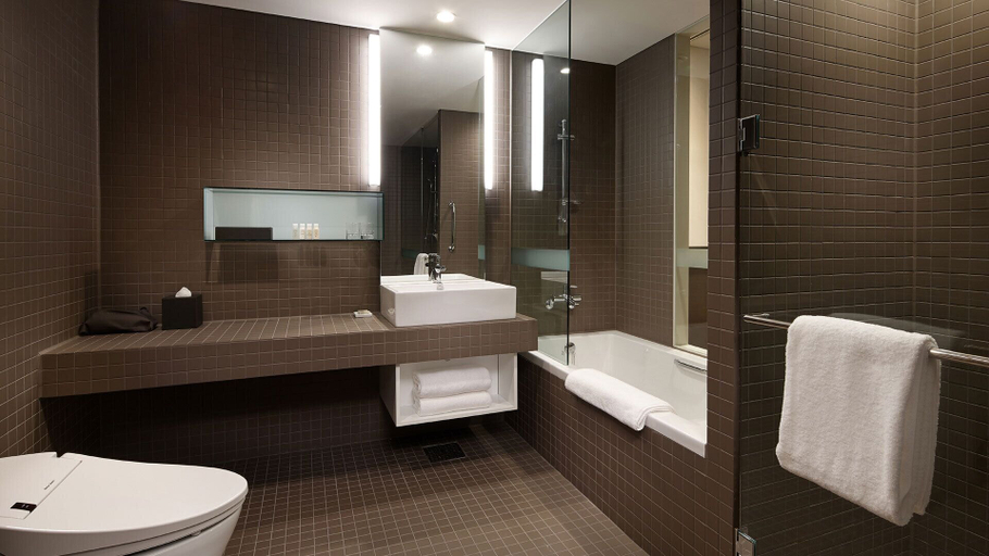 Bathroom 5, Shilla Stay Cheonan, Cheonan