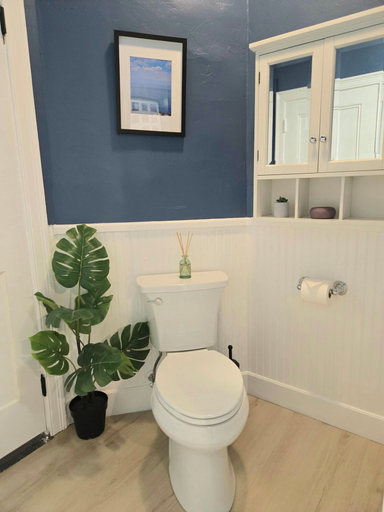 Bathroom 4, The Underwood-Hale House, Providence