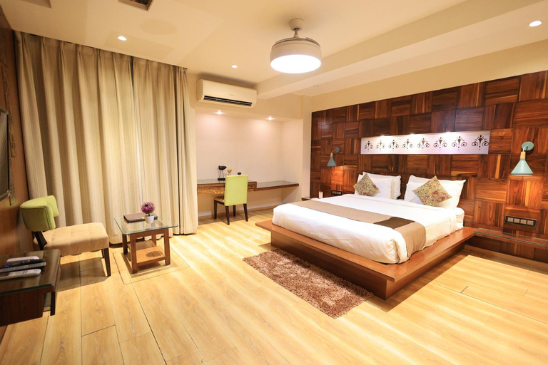 Bedroom, RS EXCLUSIVE & FINE DINE , Akola