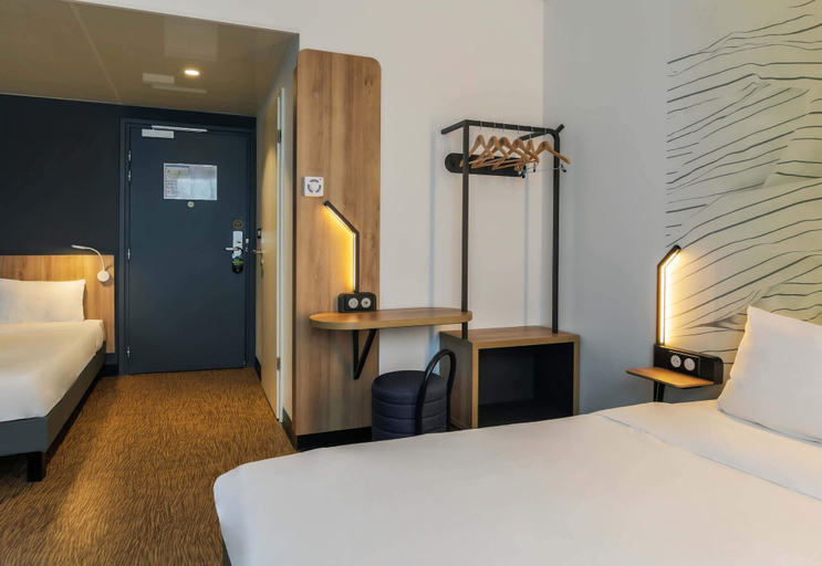Bedroom 8