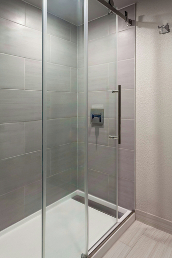Bathroom 5, Marriott Jacksonville, Duval