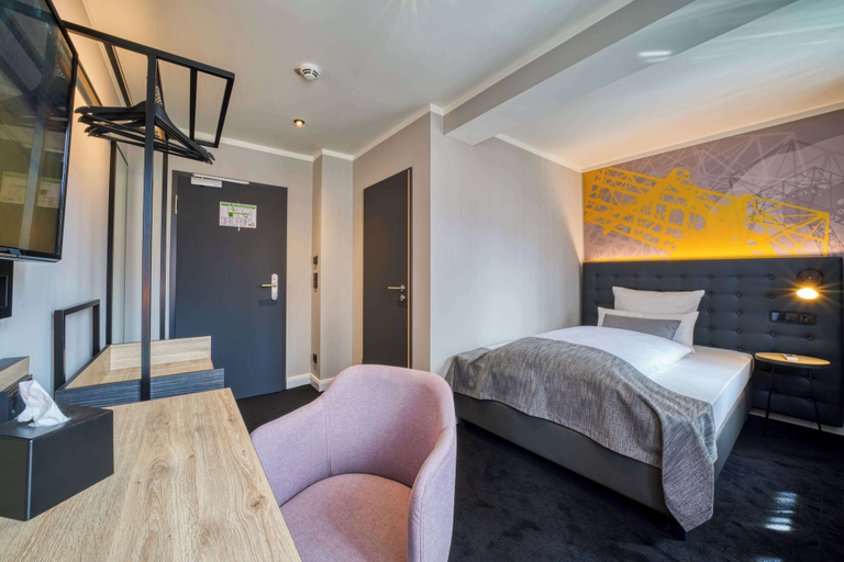 Bedroom 6