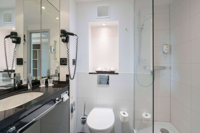 Bathroom 4, Best Western Hotel Helmstedt am Lappwald, Helmstedt
