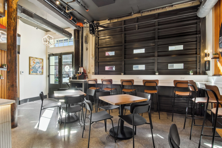 Food & Drinks 5, Ironworks, Orleans