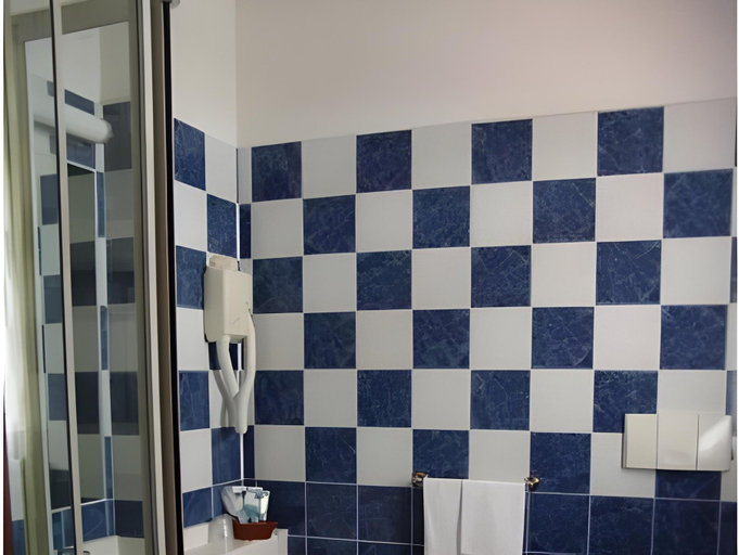 Bathroom 6