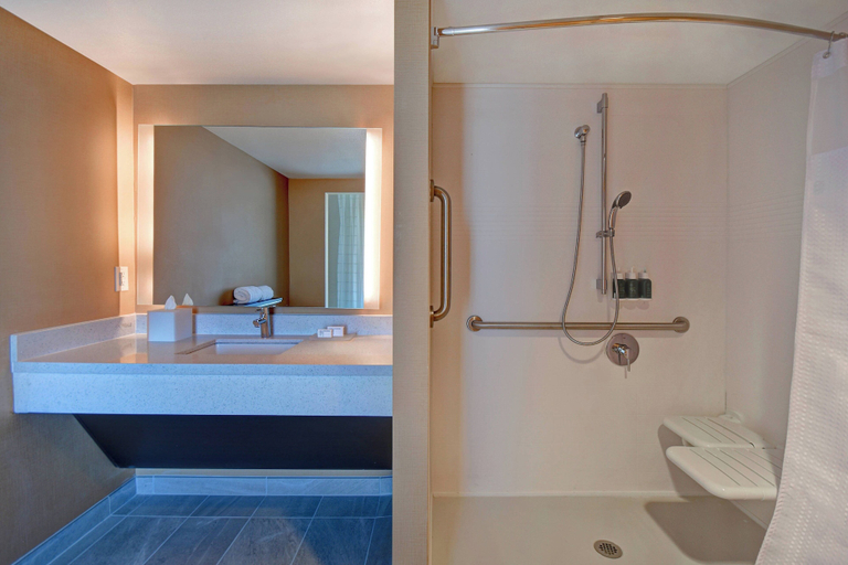 Bathroom 4