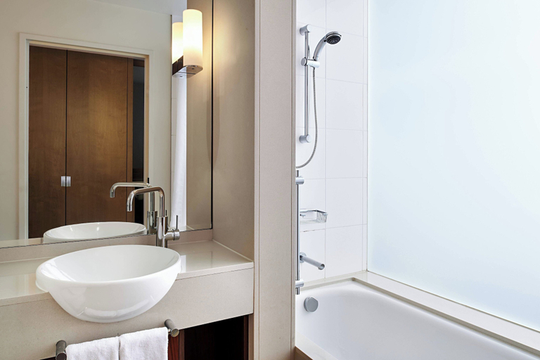 Bathroom 15