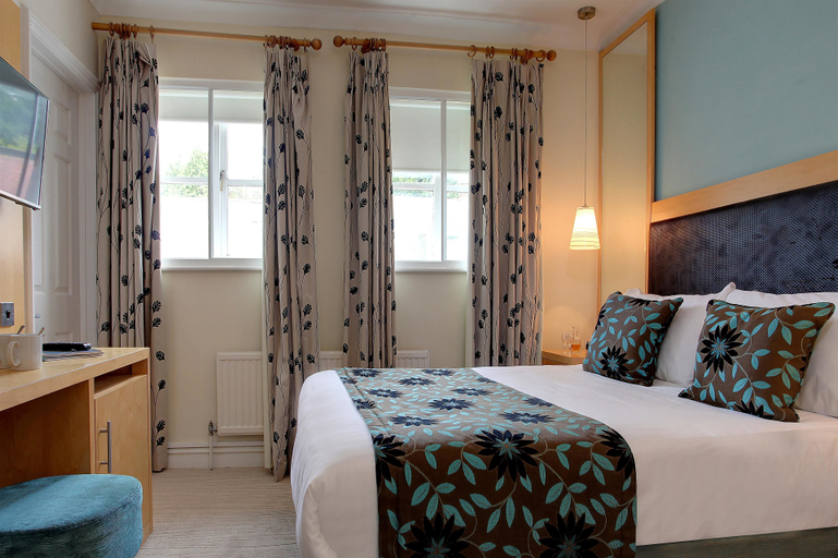 Bedroom 3, Moore Place Hotel, BW Signature Collection, Central Bedfordshire