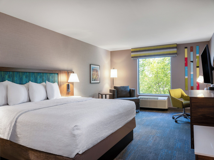 Bedroom 2, Hampton Inn & Suites Boise-Meridian, Ada