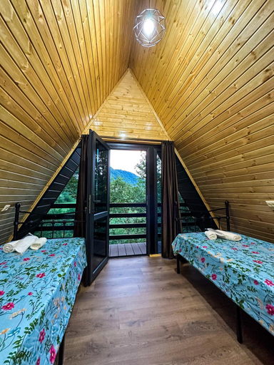 Bedroom 2, Martvili canyon cottage, Martvili