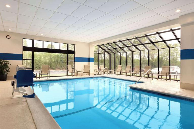 Sport & Beauty 2, DoubleTree by Hilton Hartford - Bradley Airport, Hartford