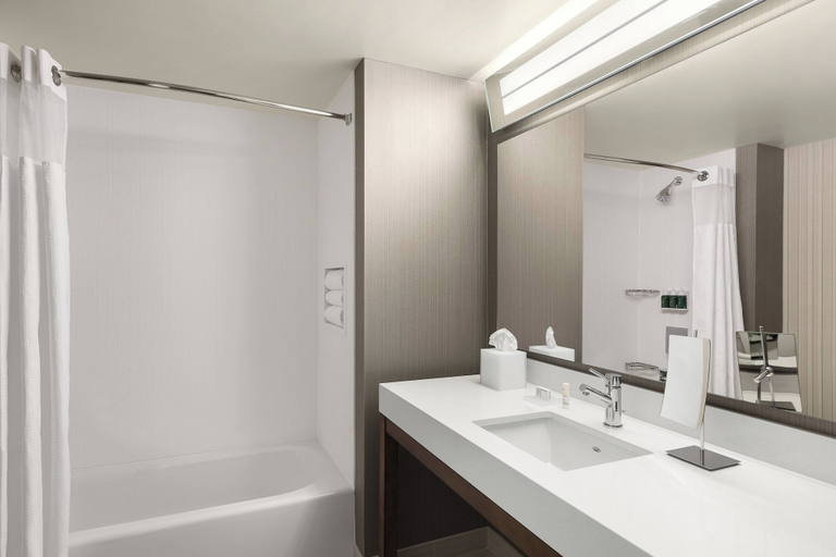 Bathroom 4, Courtyard by Marriott Seattle Northgate, Seattle