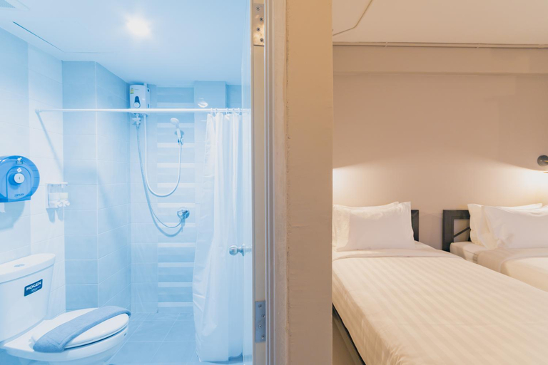 Bathroom 4, Life is Goood, Pattaya