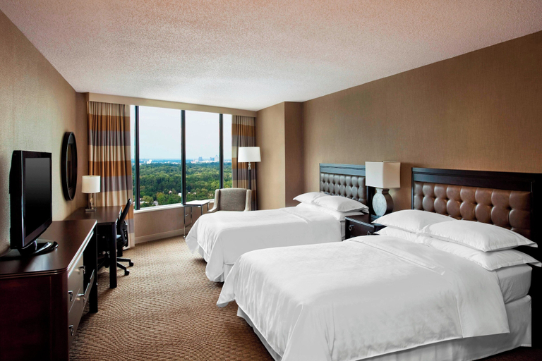 Bedroom 5, Sheraton Greensboro at Four Seasons, Guilford